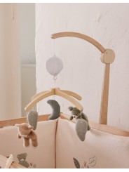 Mobile musical avec bras en bois – Orso & Fluffy - Noukie's